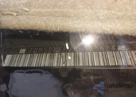 2011 GMC Yukon Xl 1500 Denali z USA, uszkodzony, nr VIN 1GKS2MEF7BR383624